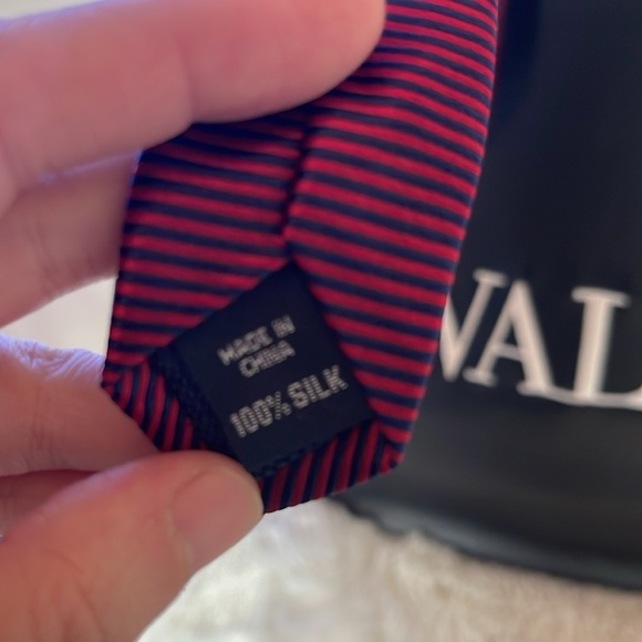 Nautica  purple with black striped silk Tie unisex - Picture 6 of 7